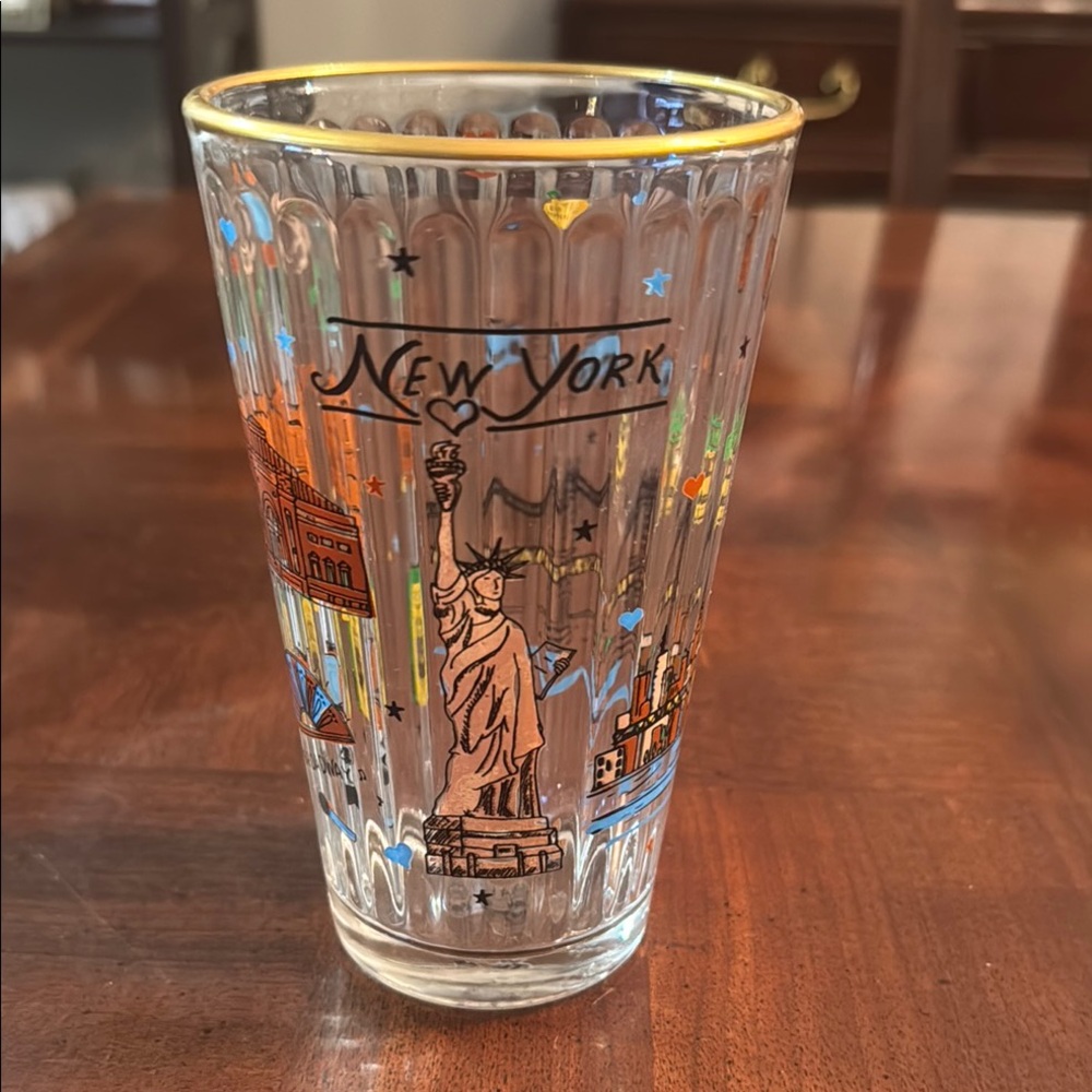 New York City Manhattan Souvenir Highball Glass New